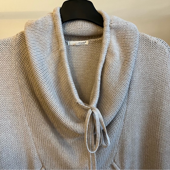 Short Sleeve Pullover Sweater - Picture 6 of 8